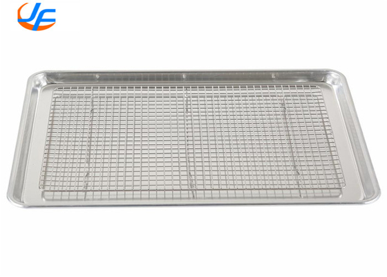 RK Bakeware China-16 Gauge Wire in Rim Aluminum Sheet Pan with Footed Cooling Rack / Pan Grate (РК Бэйквейер Китай-16-размерная проволока в обрамлении из алюминиевого листа)