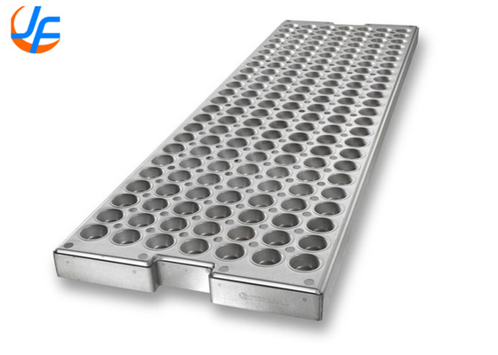 RK Bakeware China-42865 Chicago Metallic 48 Cup 2.2 oz. Глазированная алюминиевая стальная специальная блинчиковая кастрюля